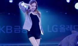 美女跳舞视频,美女惊艳演绎舞蹈之美